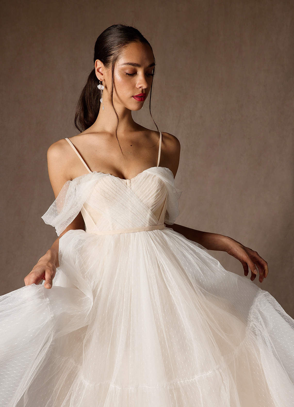 Diamond White Champagne A-Line Off-The-Shouler Tulle Dress