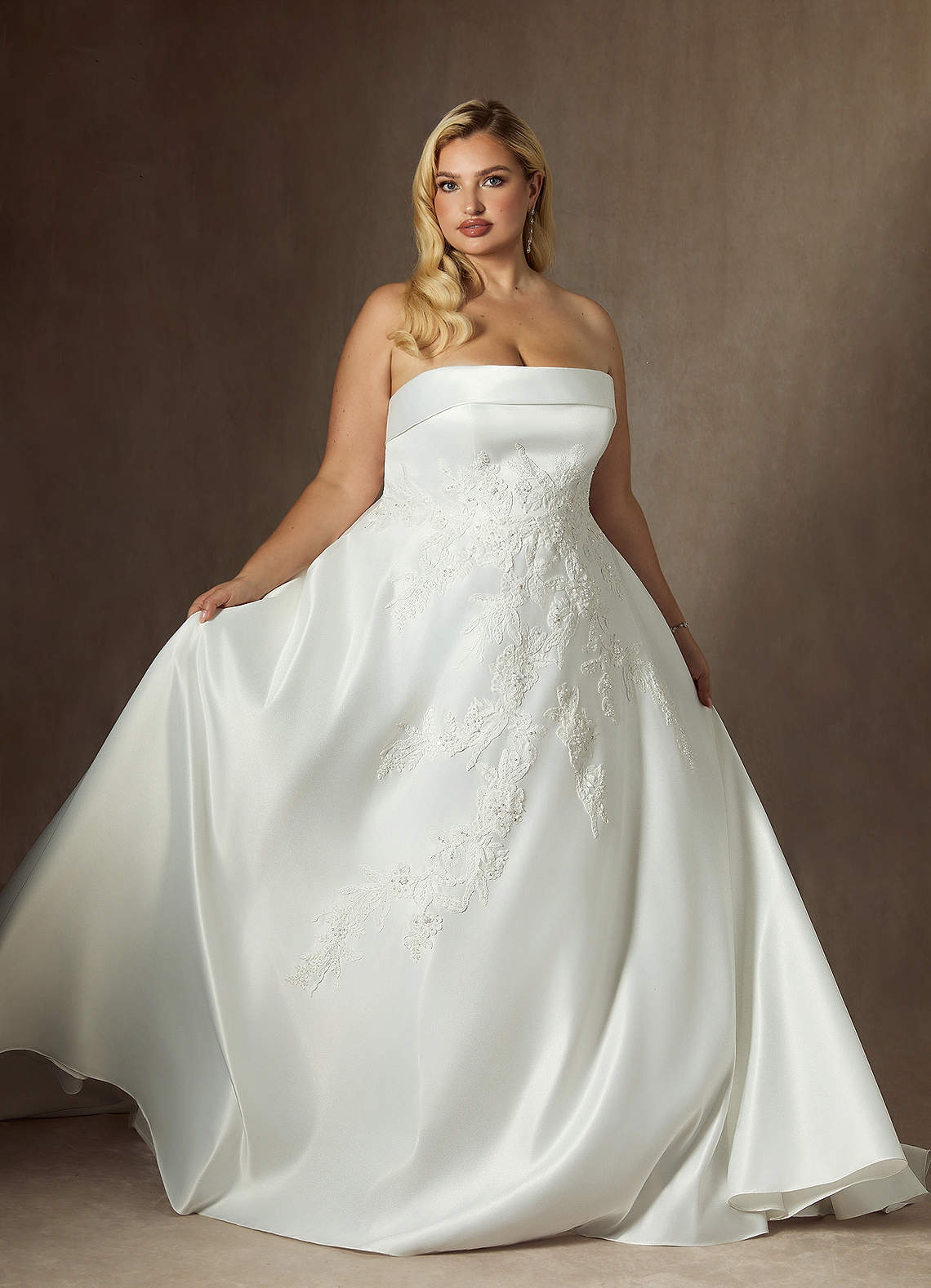 Diamond White Ball-Gown Strapless Satin Dress
