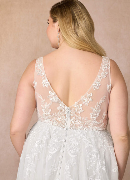 Diamond White A-Line V-Neck Sequins Tulle Dress