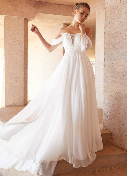 Diamond White A-Line Sweetheart Sequins Chiffon Dress