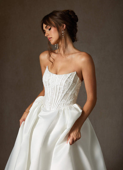 Diamond White Ball-Gown Strapless Lace Dress
