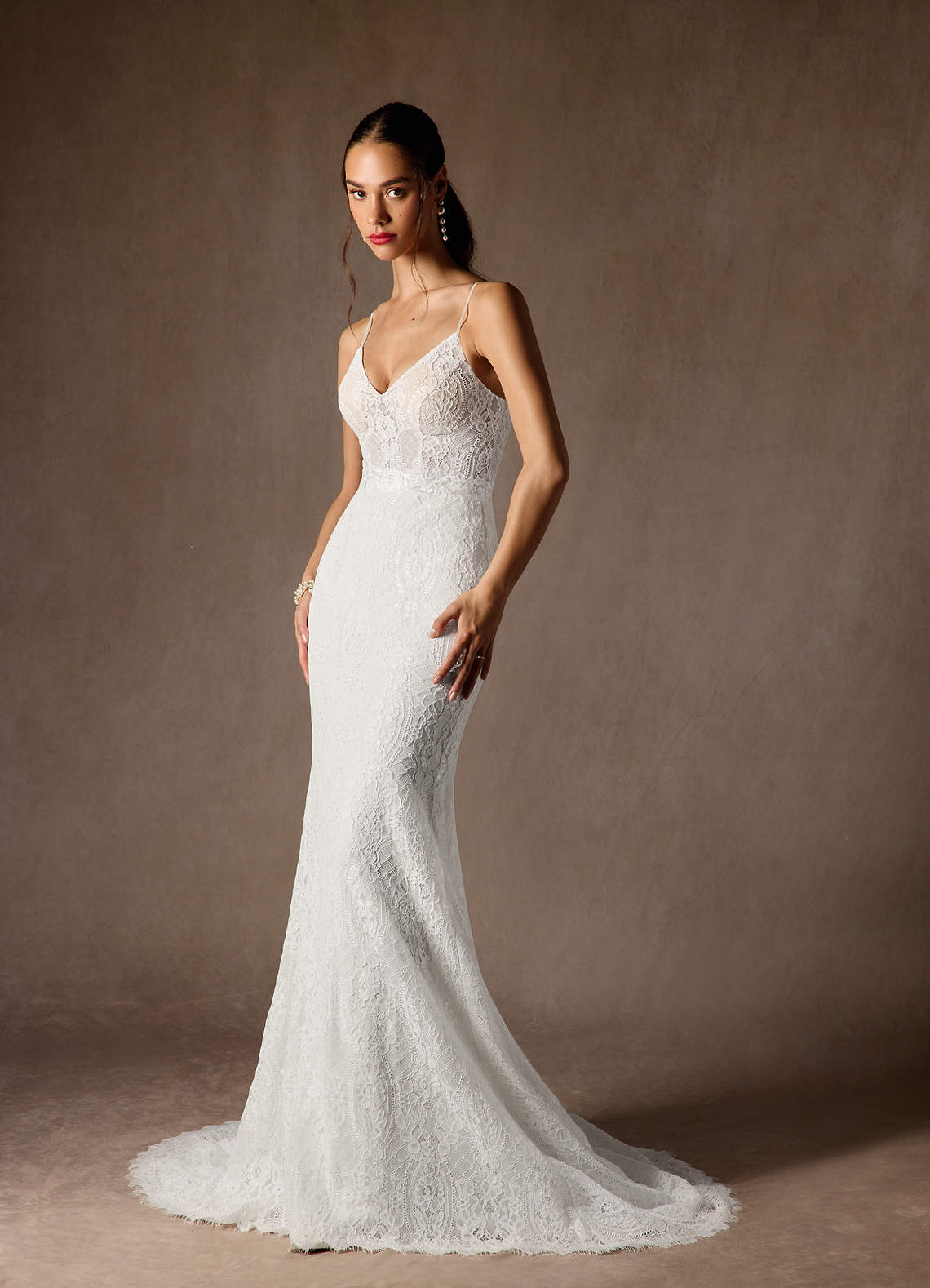 Diamond White Mermaid Lace Dress