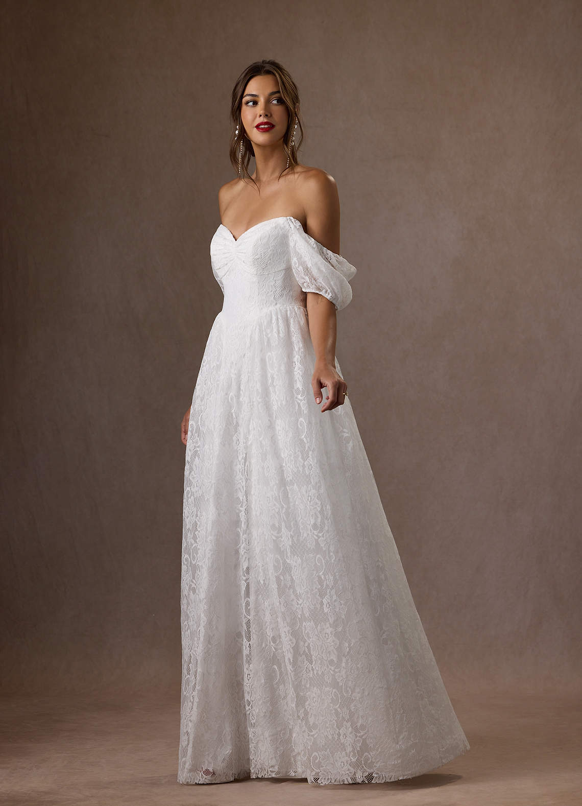 Diamond White A-Line Sweetheart Neckline Lace Dress