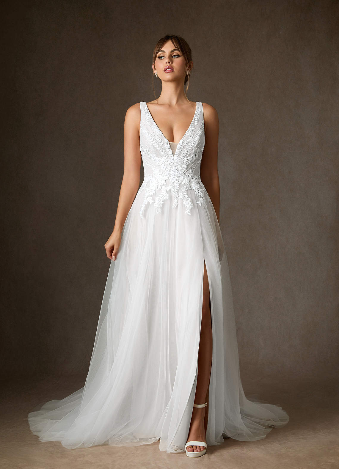 Diamond White A-Line V-Neck Sequins Tulle Dress