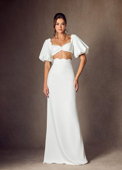 Diamond White Sheath Sweetheart Neckline Stretch Crepe Dress