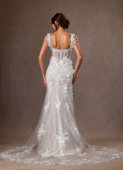 Diamond White Mermaid Strapless Lace Dress