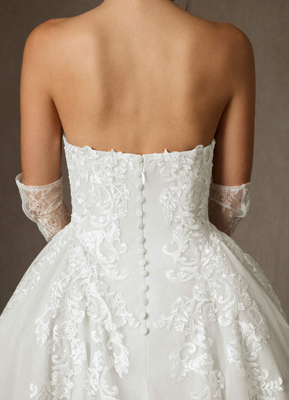Diamond White Ball-Gown Strapless Lace Dress