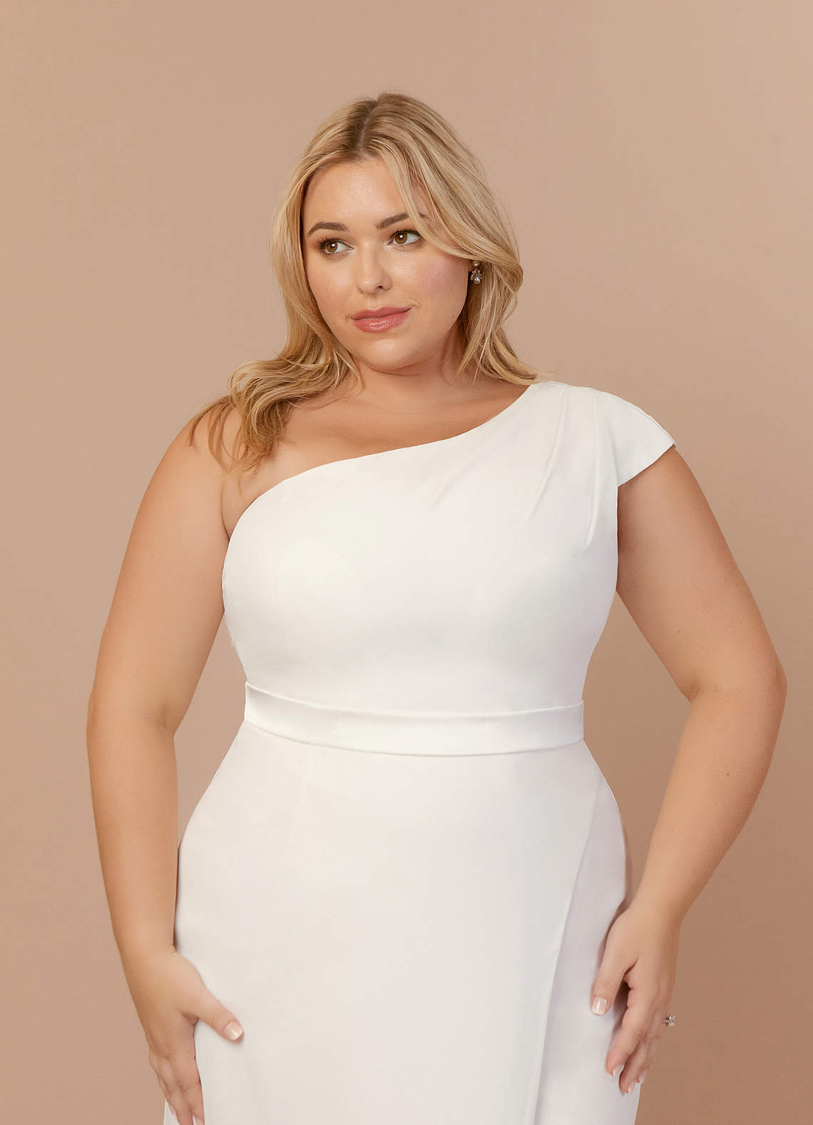 Diamond White Sheath One Shoulder Stretch Satin Dress