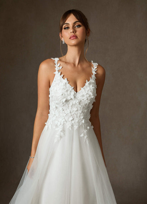 Diamond White Ball-Gown Lace Dress
