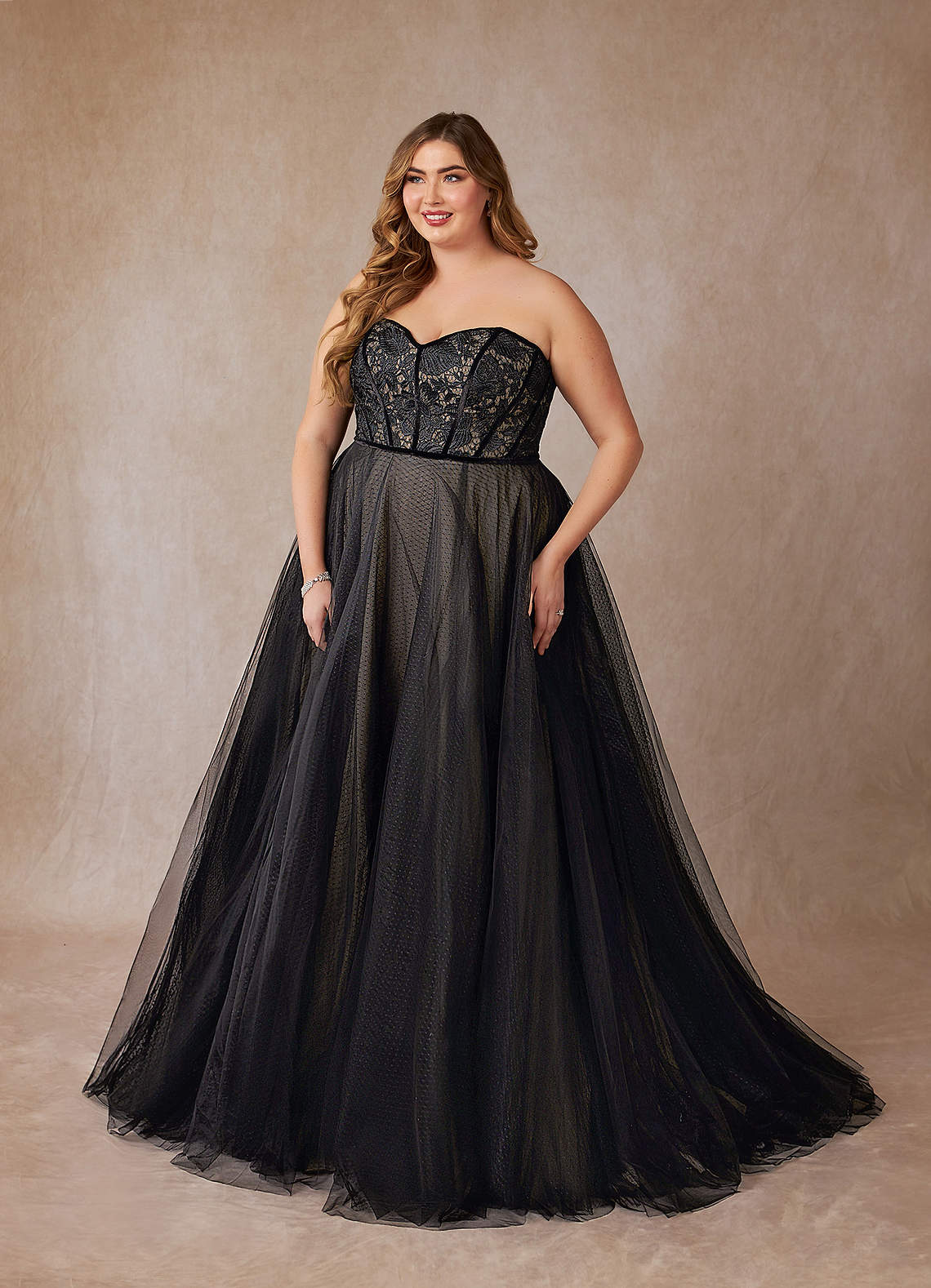 Black Diamond White Ball-Gown Lace Tulle Dress