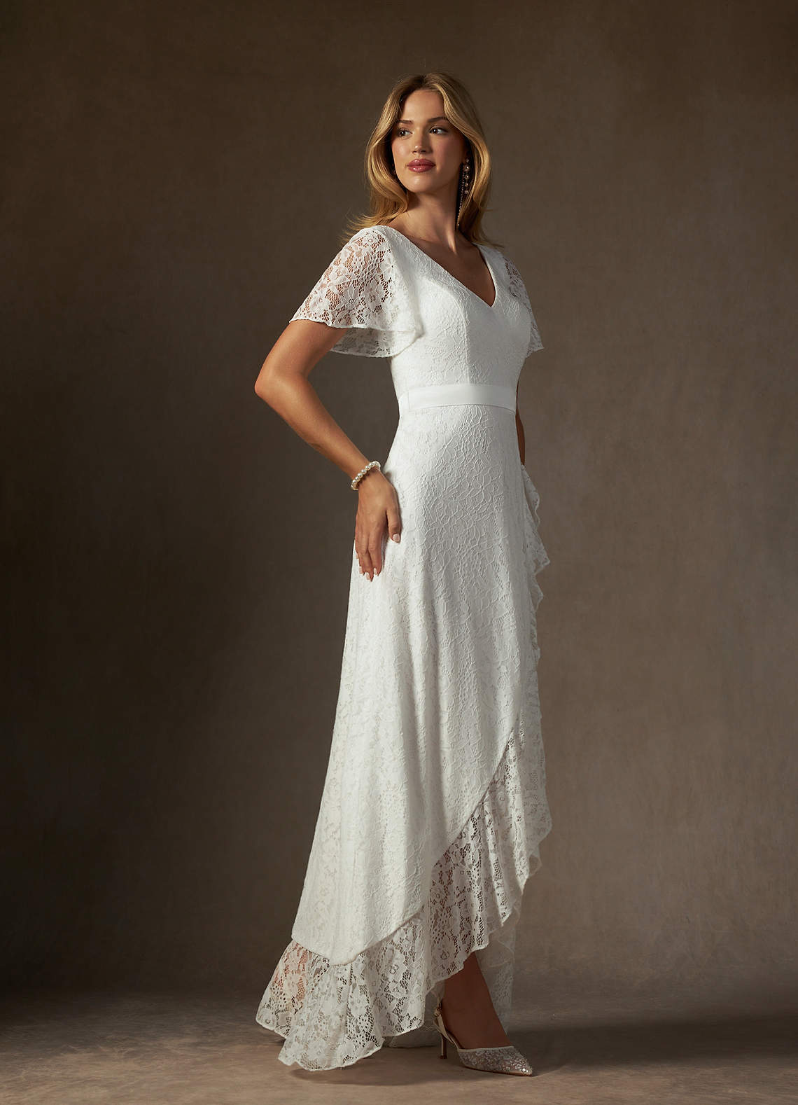 Diamond White A-Line V-Neck Lace Dress