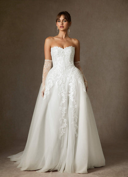 Diamond White Ball-Gown Strapless Lace Dress