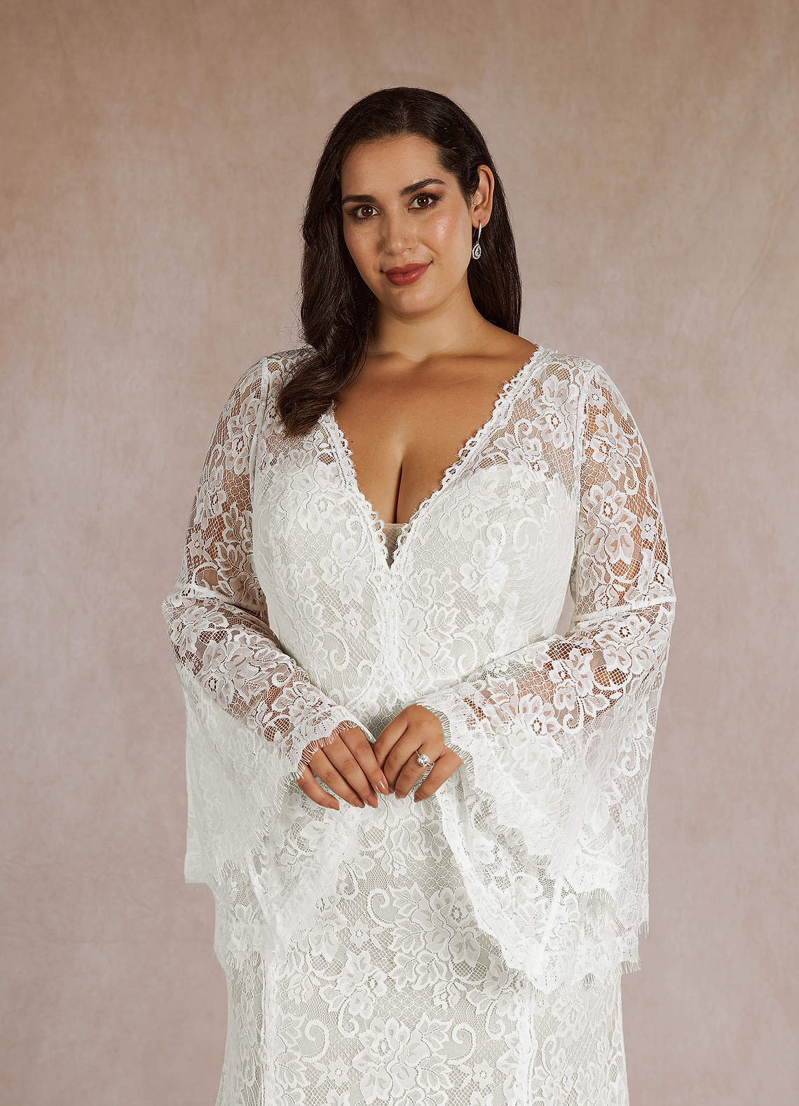 Diamond White Mermaid V-Neck Lace Dress
