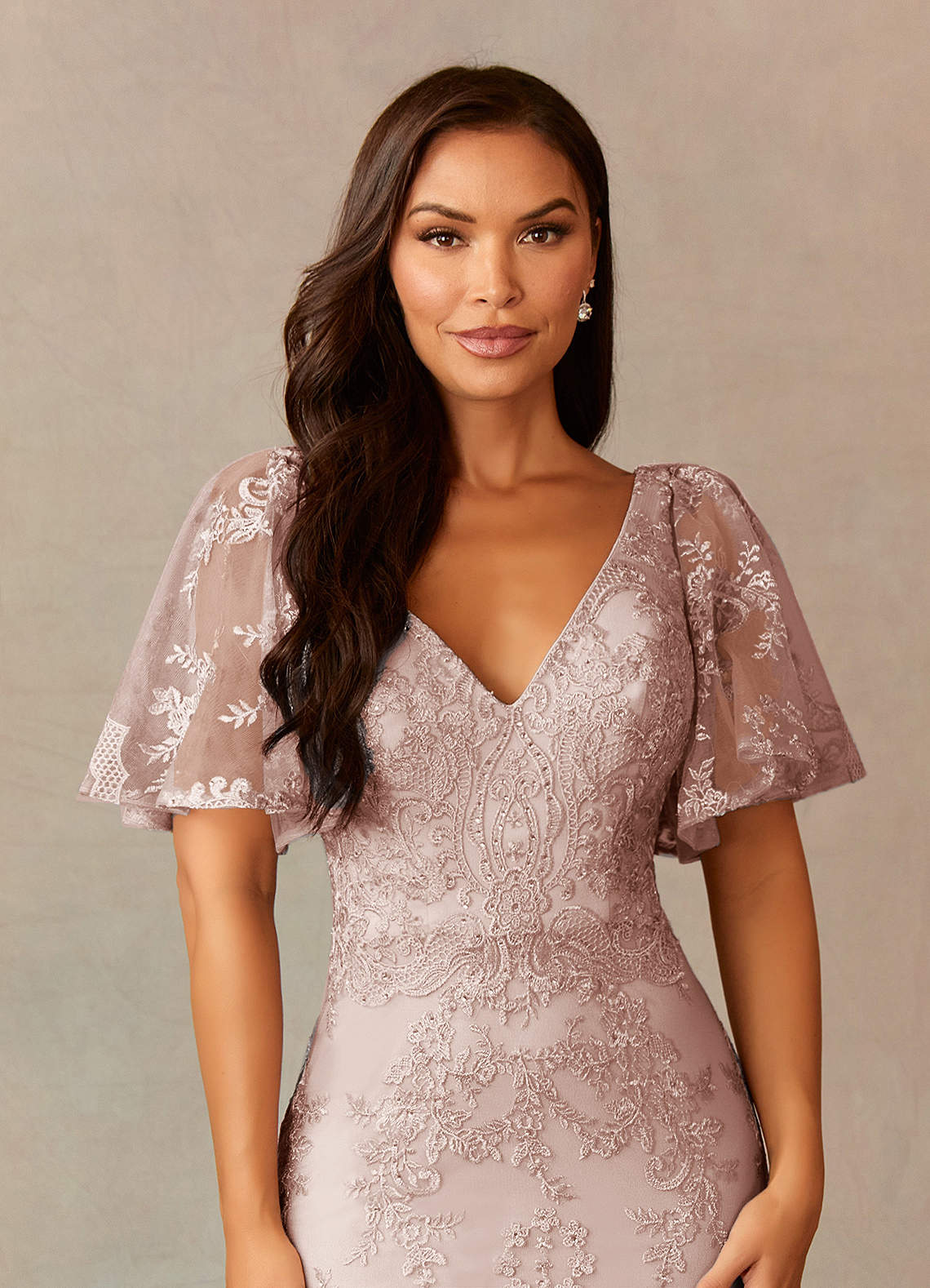 Dusty Rose Mermaid V-Neck Lace Dress