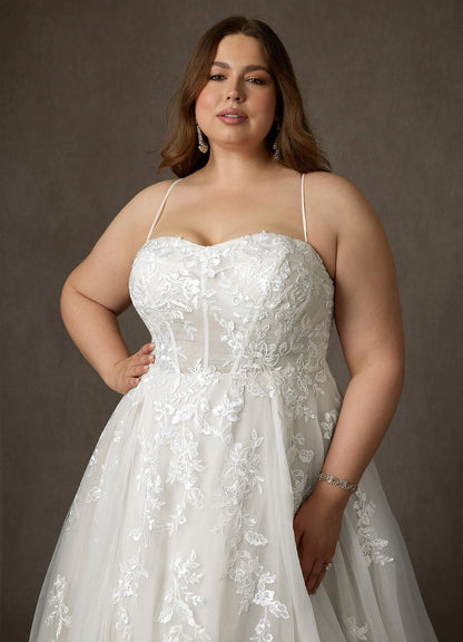 Diamond White Ball-Gown Strapless Lace Dress