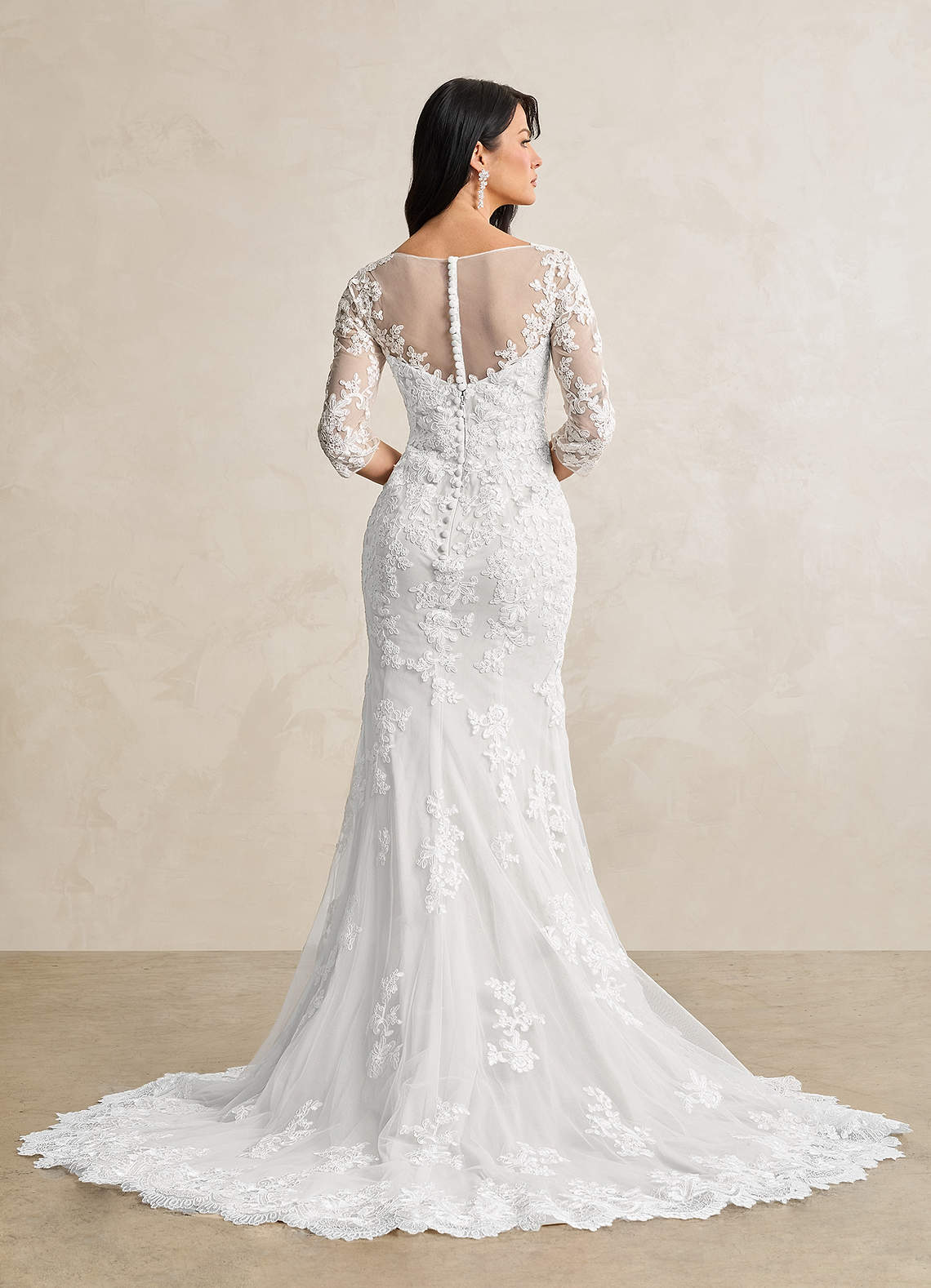 Diamond White Mermaid V-Neck Lace Tulle Dress
