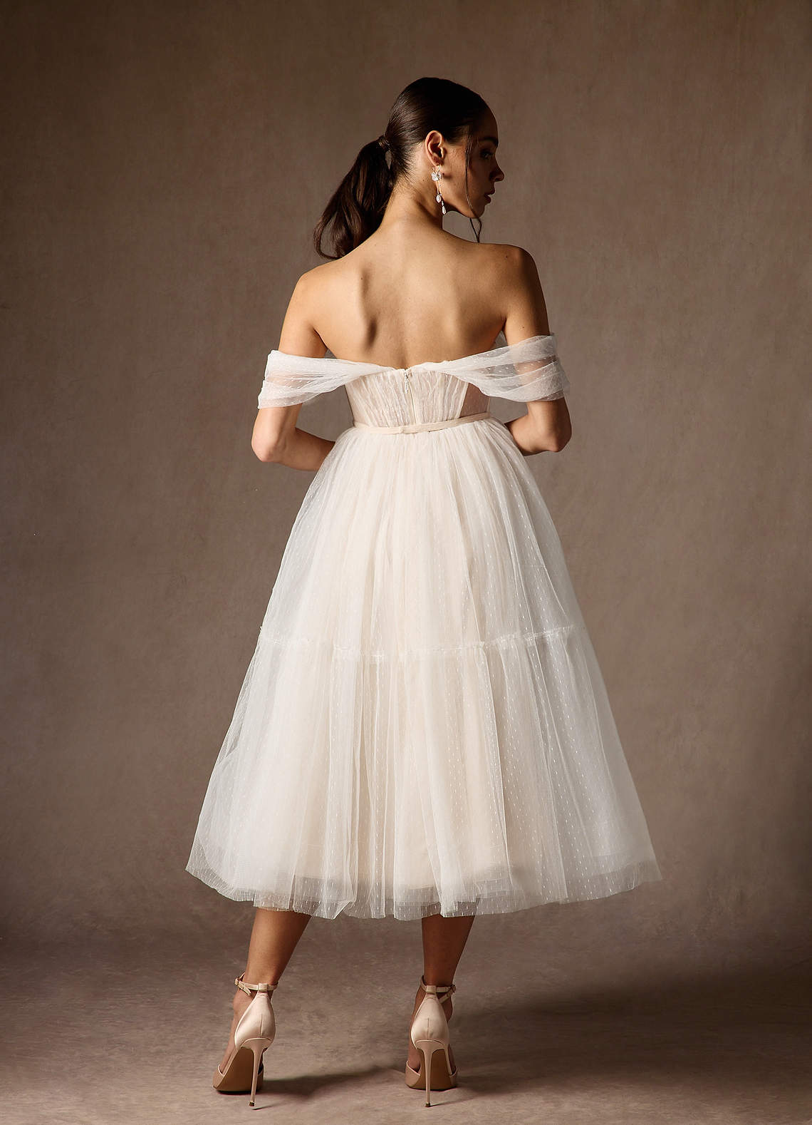 Diamond White Champagne A-Line Off-The-Shouler Tulle Dress