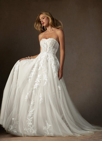Diamond White Ball-Gown Strapless Lace Dress