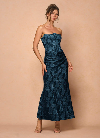 Ezrena Navy Maxi Dress
